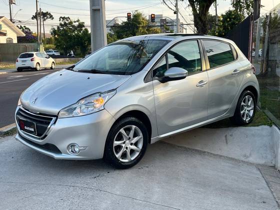 PEUGEOT 208 1.5 ALLURE 8V FLEX 4P MANUAL PEUGEOT 208 1.5 ALLURE 8V FLEX 4P MANUAL